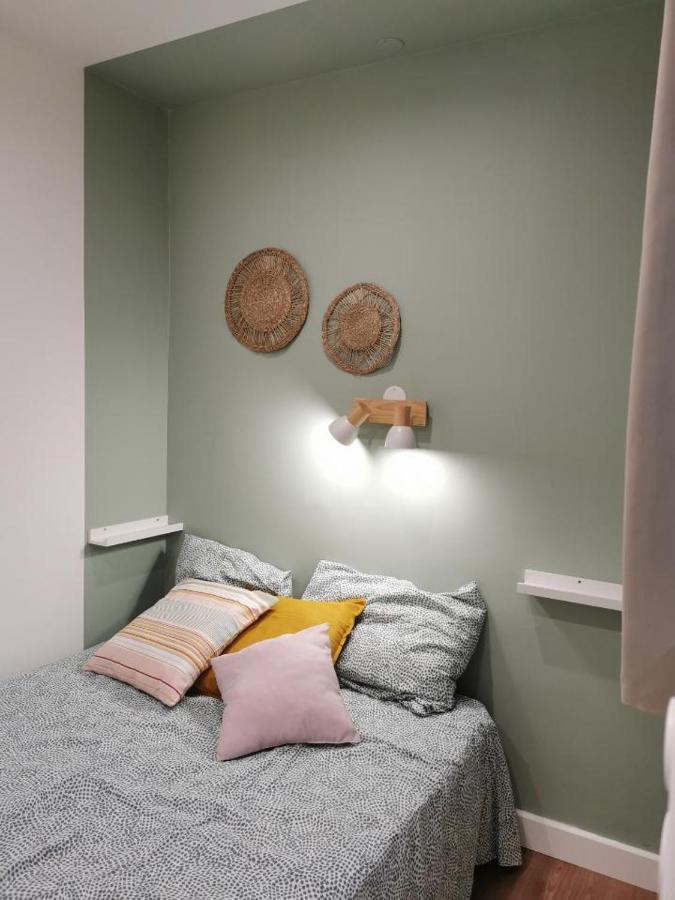 Appartements Acces Prive Plage De La Bergerie Hyères Zewnętrze zdjęcie