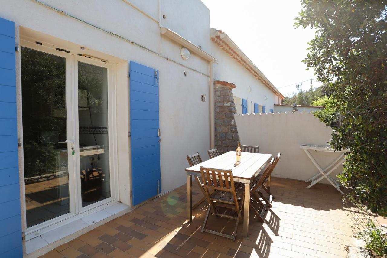 Appartements Acces Prive Plage De La Bergerie Hyères Zewnętrze zdjęcie