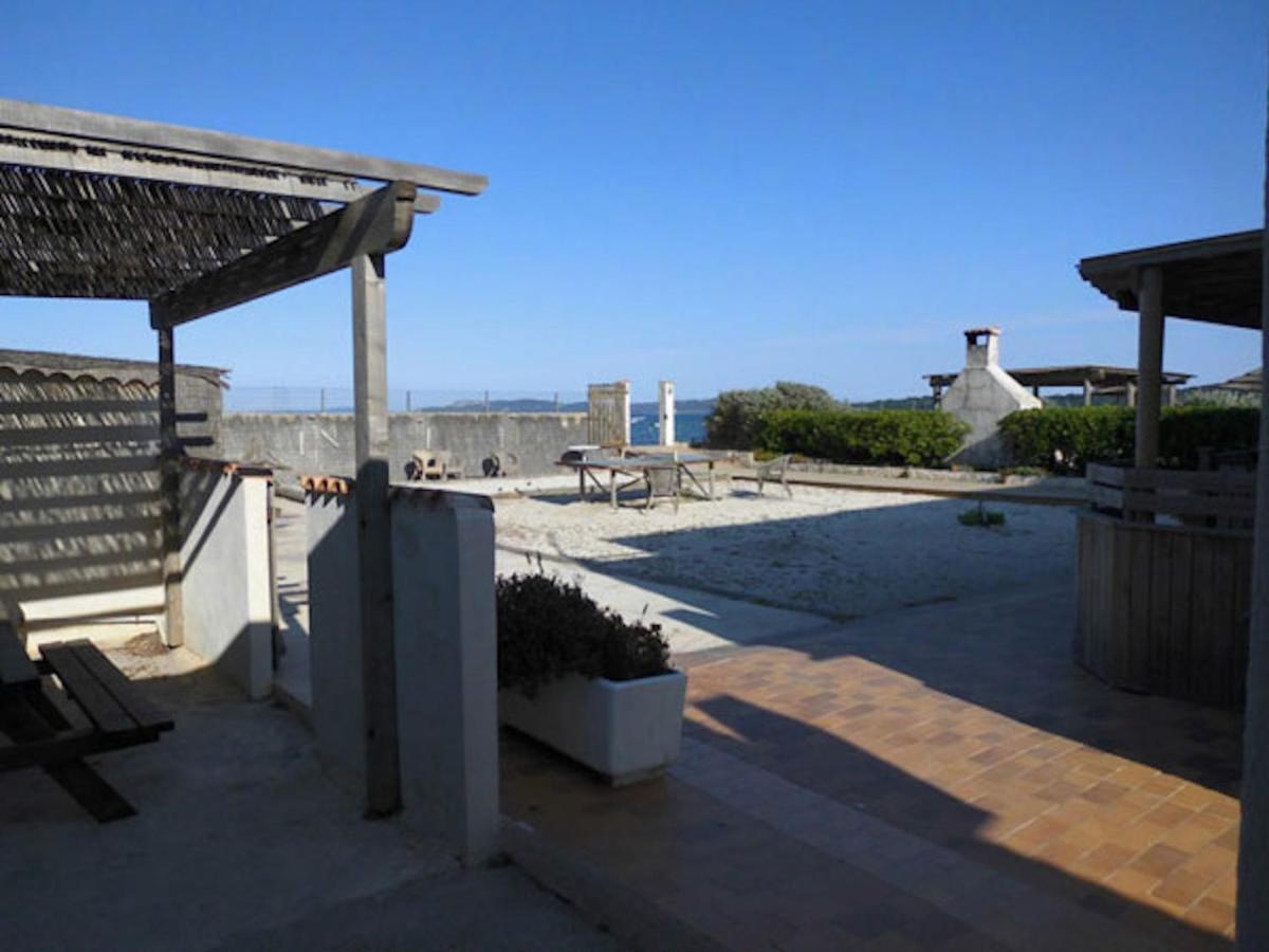 Appartements Acces Prive Plage De La Bergerie Hyères Zewnętrze zdjęcie