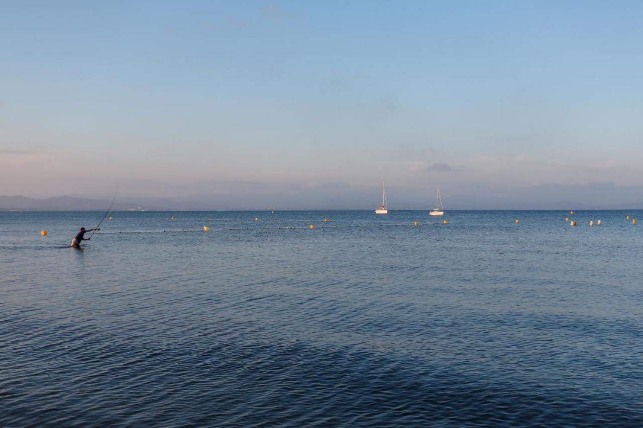 Appartements Acces Prive Plage De La Bergerie Hyères Zewnętrze zdjęcie
